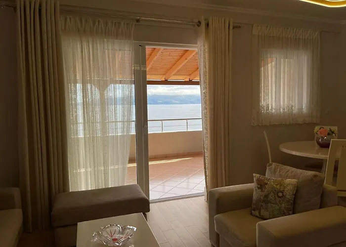 Gardenia * Sarandë